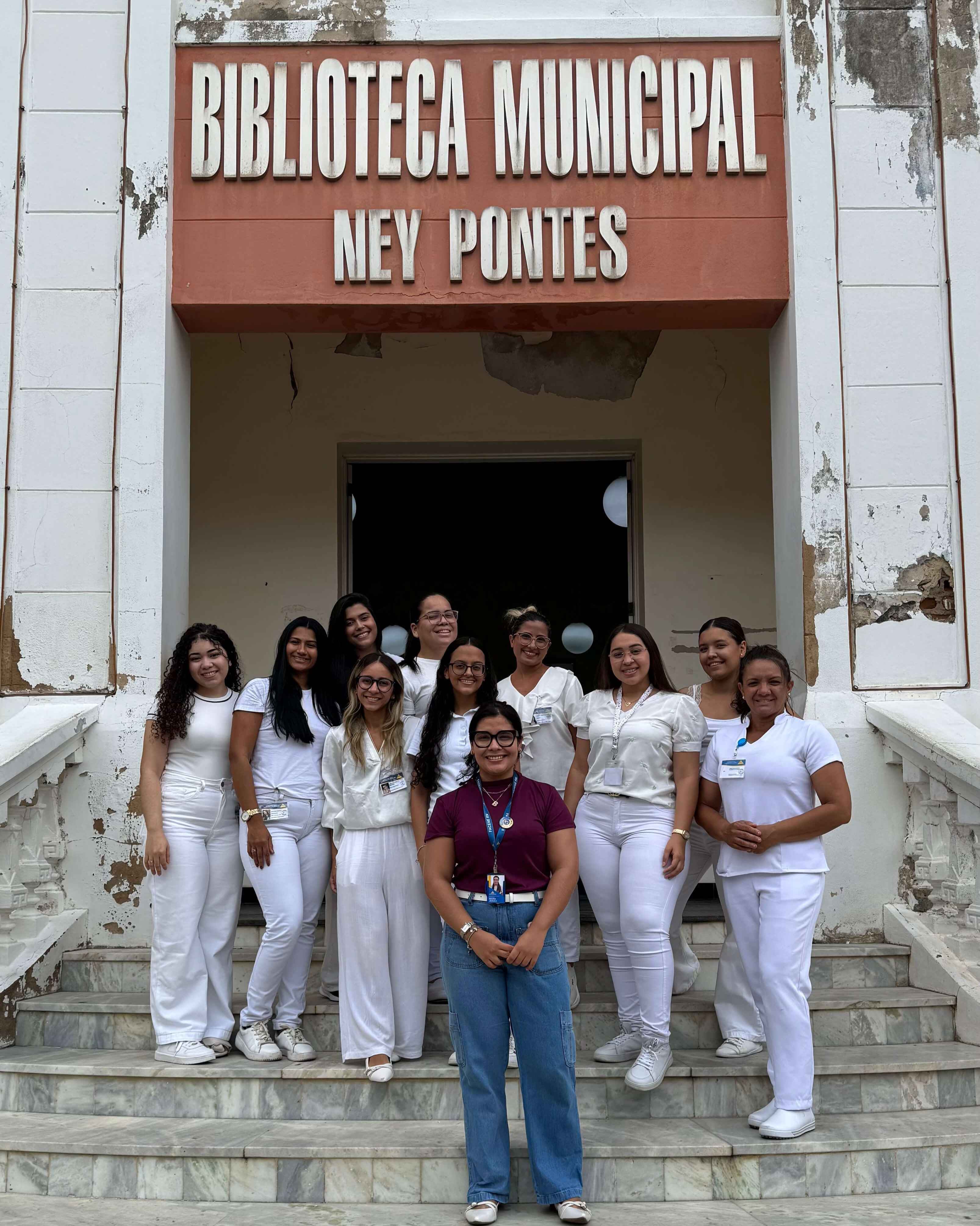 Ação em alusão ao Dia das Mulheres leva serviços de saúde e atividades de valorização feminina à comunidade, com participação de alunos da FACENE/RN.